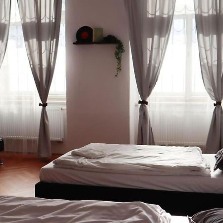 Modern Apartment In The Center Of Praga Exterior foto